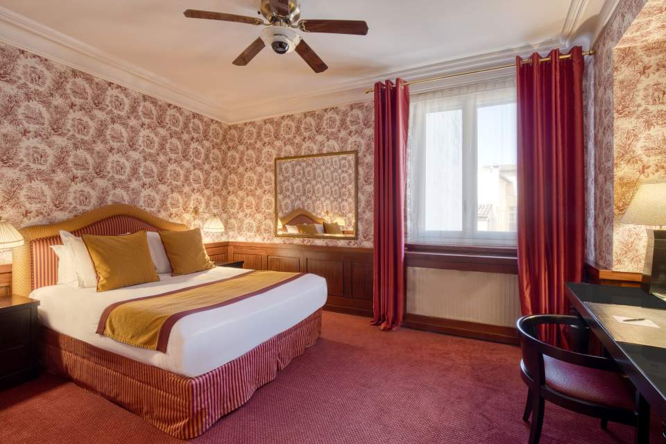 Chambre Confort - Grand Hôtel Opéra Hôtel de Charme Toulouse · Chambres &amp; Suites